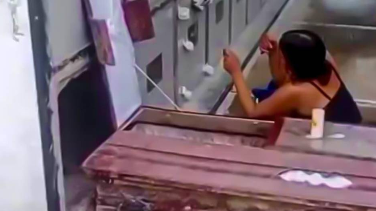 Confusión en Santander por una mujer que profanó una tumba para bañar a los muertos

 – Primer plano