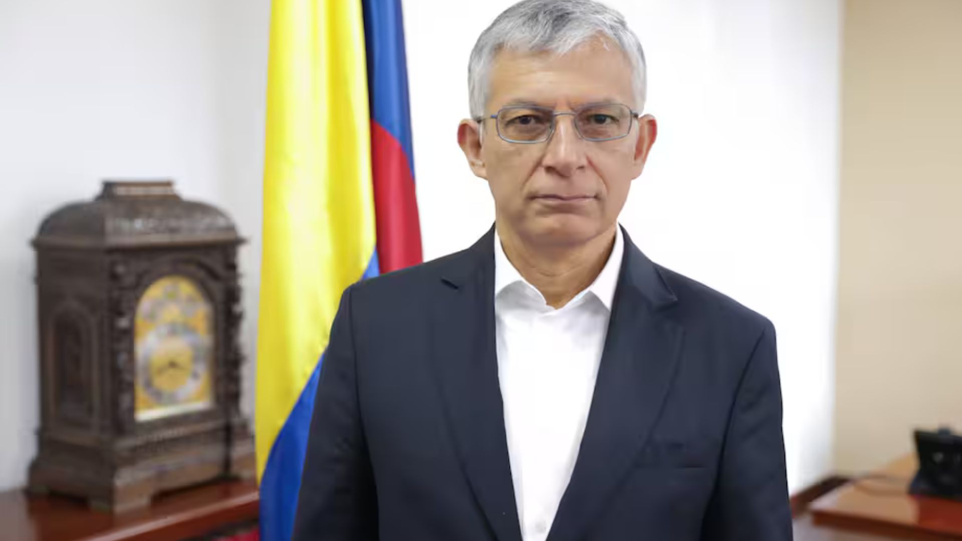 El Viceministro de Hacienda será el encargado de gestionar la DIAN
 – Primer plano