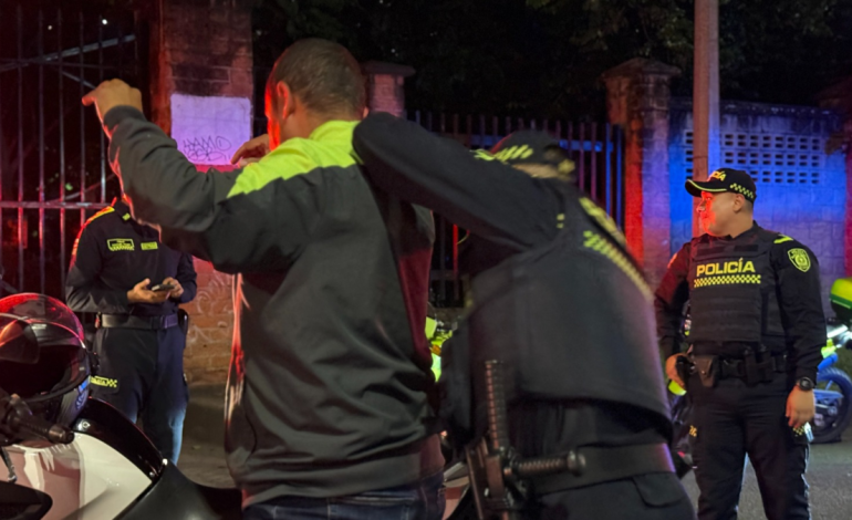 El megaoperativo de seguridad se saldó con 27 detenciones y la incautación de más de 100 armas

 – Primer plano