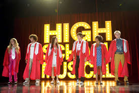 High School Musical 3, la graduación celebra 17 años de lanzamiento

 – Primer plano