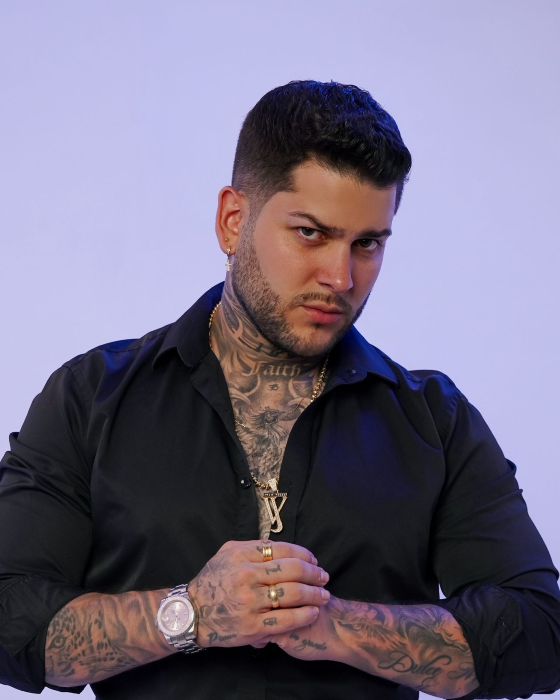 Juan Vélez regresa a la escena popular con «Two Lives»

 – Primer plano