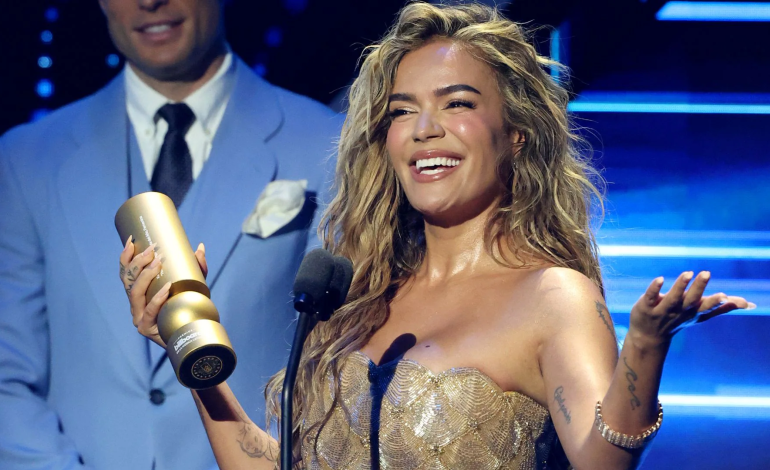 Karol G, Shakira y Carlos Vives brillaron en los Premios Billboard de la Música Latina 2025

 – Primer plano