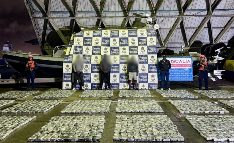 La persecución de la película en las aguas del Pacífico a łódź con casi 3 toneladas de drogas disidentes, por $ 17 millones: ¿Qué pasó?

 – Primer plano