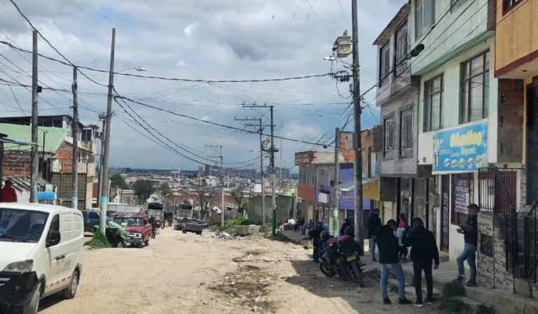 Riña dejó a varios heridos con un arma blanca y descargó miedo en la capilla
 – Primer plano
