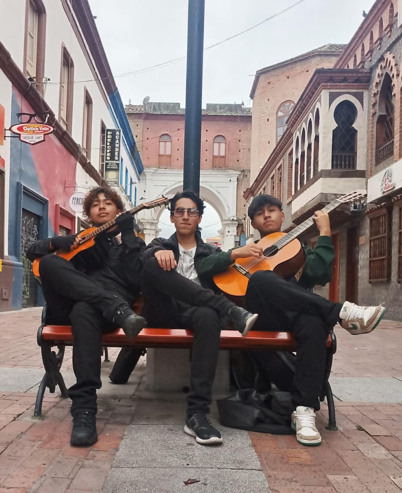 Trio Sol de Luna: entre el bolero y el folklore

 – Primer plano