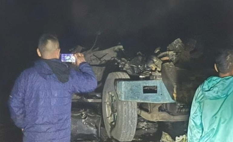 Una mujer resultó gravemente herida luego de que un camión volquete cargado con explosivos detonase en zona rural de El Tambo, Cauca

 – Primer plano