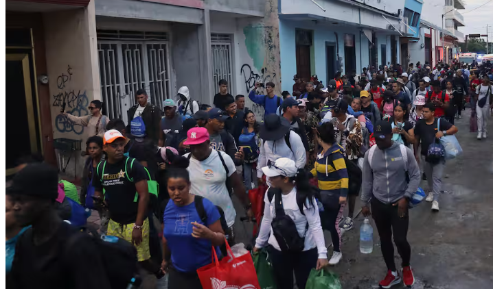 La nueva caravana migrante está en camino a la Ciudad de México y está descartando a los Estados Unidos.

 – Primer plano