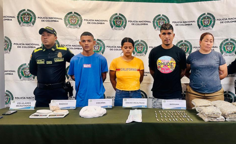 cuatro fueron capturados y siete fueron reportados a prisión; En conjunto constituyen 46 notas judiciales.

 – Primer plano