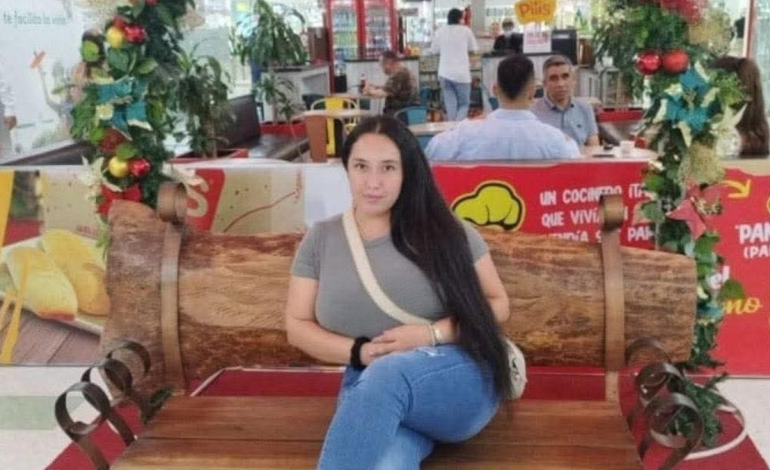 el hombre asesinaría a su expareja y también atacaría con un cuchillo al actual novio de la víctima fatal
– Primer plano