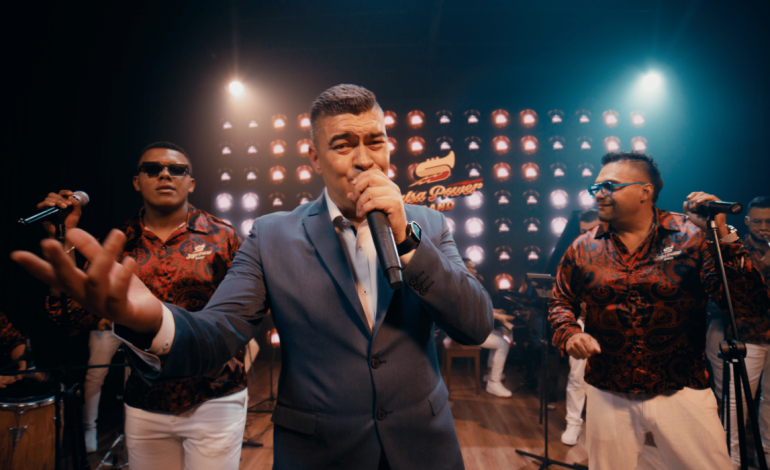‘El Toxi’, Eduardo Luis presenta su primer lanzamiento musical: ‘Así Soy’
 – Primer plano