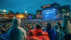 Paramo da la cara y está dando vueltas de concierto

 – Primer plano