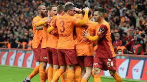 El Galatasaray tiene esperanzas con esta UEFA Champions League

 – Primer plano
