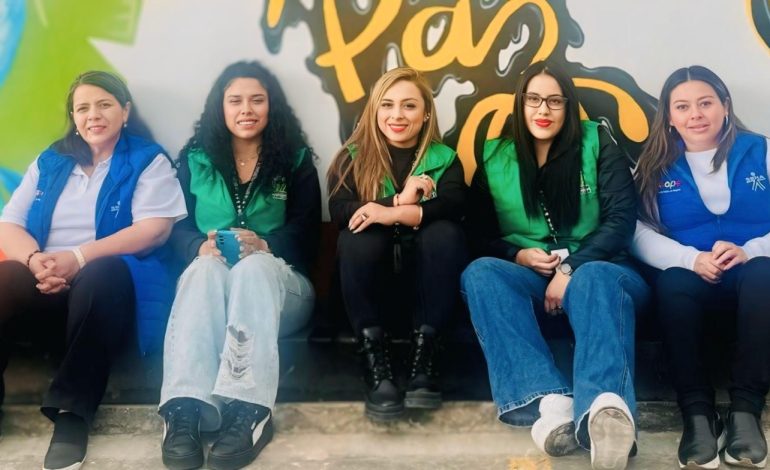 Abriendo caminos hacia una vida digna
– Primer plano