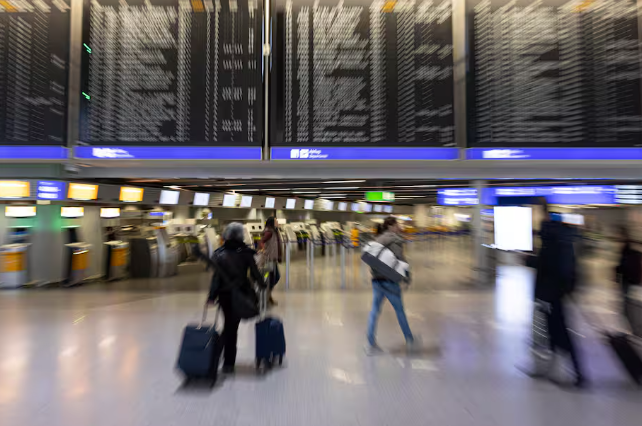 Cerrando temporalmente un aeropuerto en Alemania

 – Primer plano