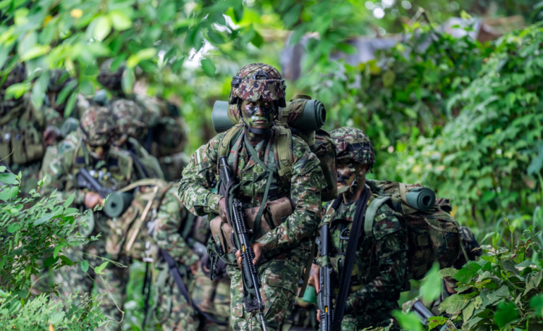 Fueron abandonados a su suerte en poder de un grupo religioso

 – Primer plano