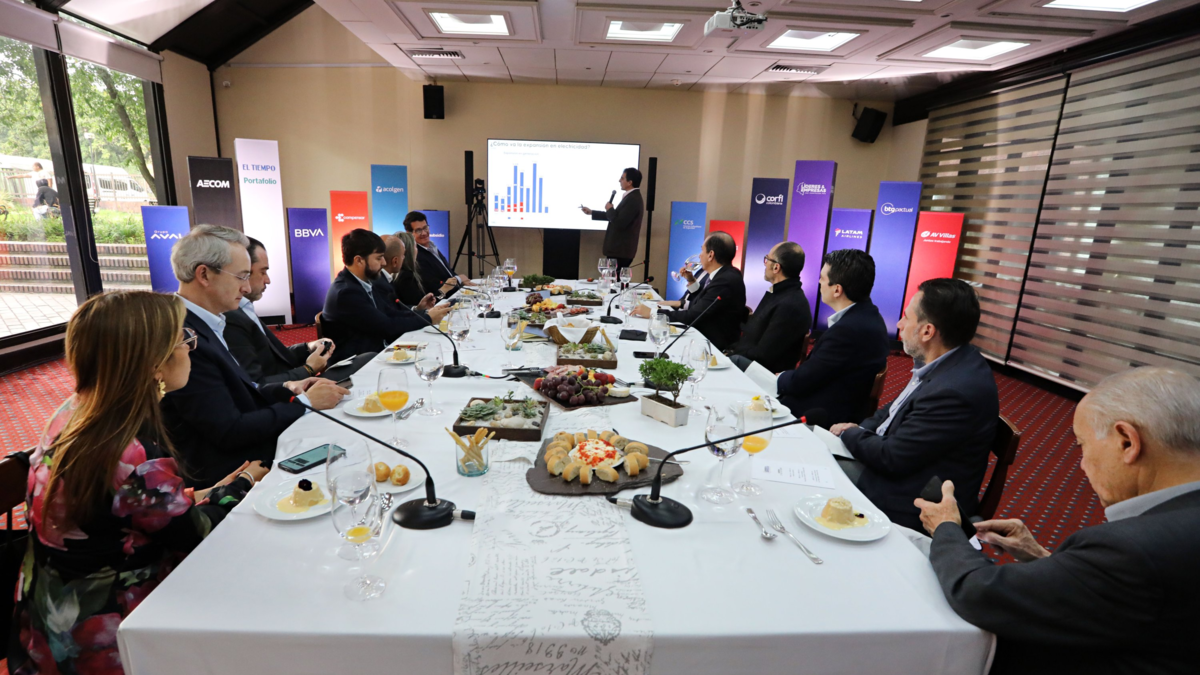 ¿Cómo evitar que el país se quede sin energía? – Primer plano