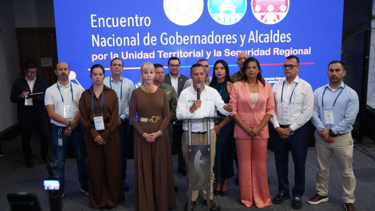 Gobernadores caribeños piden al gobierno nacional considerar urgentemente ante el Congreso un proyecto de ley para transformar el RAP en una región territorial

 – Primer plano