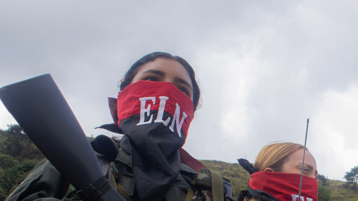 en ese momento una fuerte operación militar

 – Primer plano