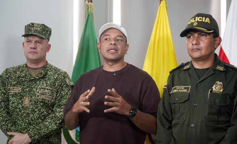 Ofrecen recompensa de 100 millones de dólares por los delincuentes

 – Primer plano