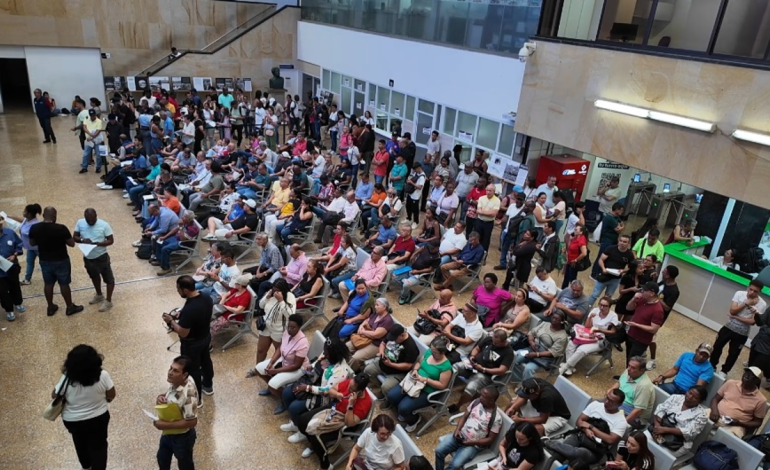 ¿Aún hay desgravaciones fiscales disponibles en la sucursal? El gobierno informó al respecto.

 – Primer plano