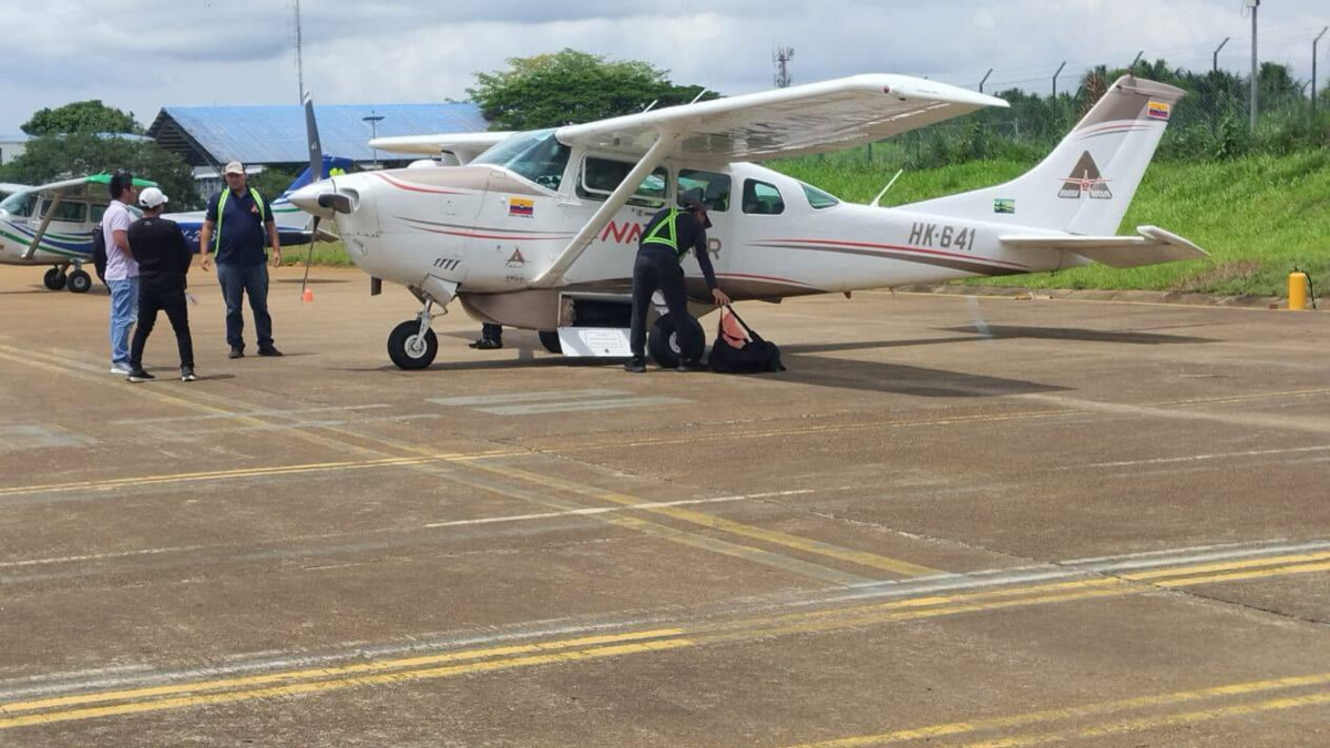 En el avión viajaban funcionarios del Registro Civil Nacional.

 – Primer plano