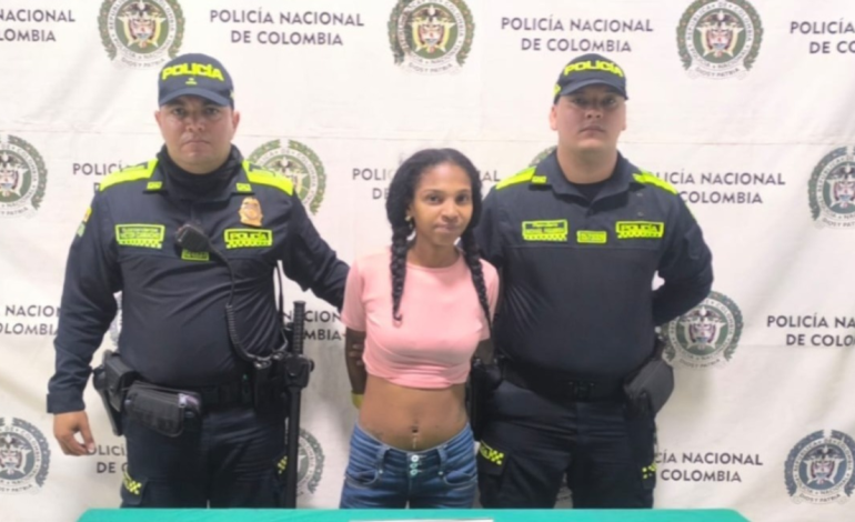 Una mujer degolló a un hombre en pleno centro de Barranquilla

 – Primer plano