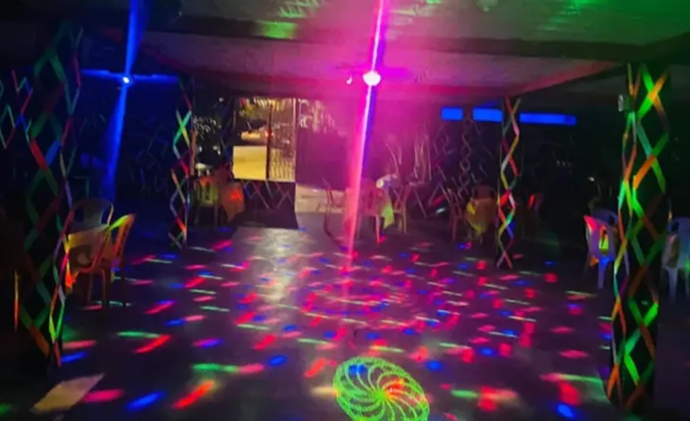 Un hombre mató a una persona e hirió a otras dos porque le negaron el ingreso a una discoteca en Bucaramanga

 – Primer plano