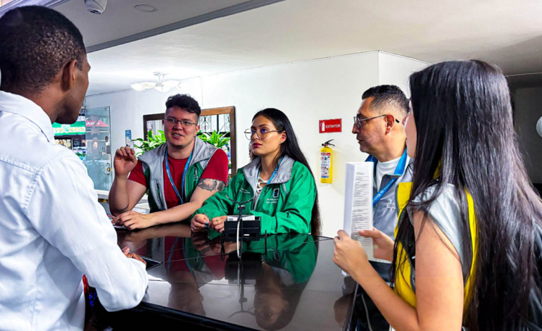 Capacitan a dueños de plantas para no «jugar» con la planificación barrial

 – Primer plano