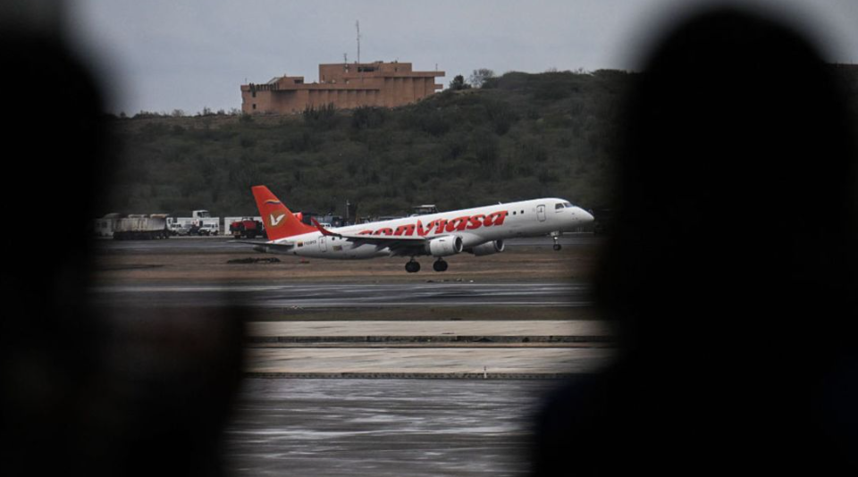 Venezuela aislada del mundo: el impacto real del cierre del espacio aéreo

 – Primer plano