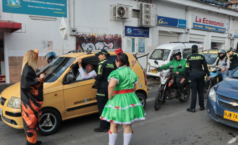 El Escuadrón Antipólvora llega a Cali

 – Primer plano