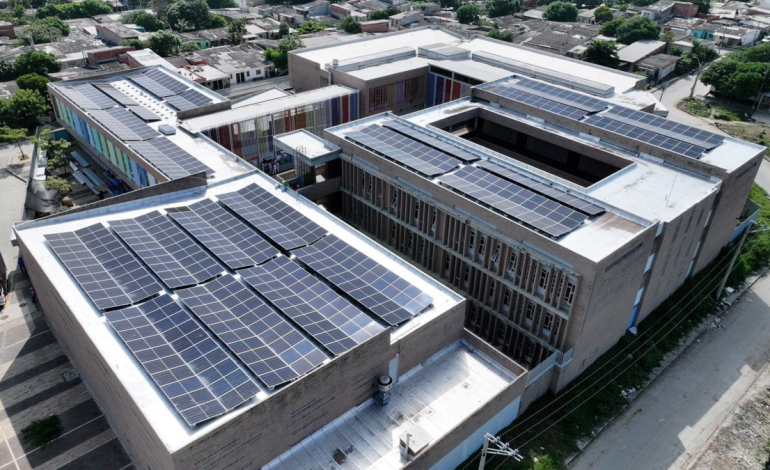 Se expande la primera comunidad solar de Barranquilla

 – Primer plano