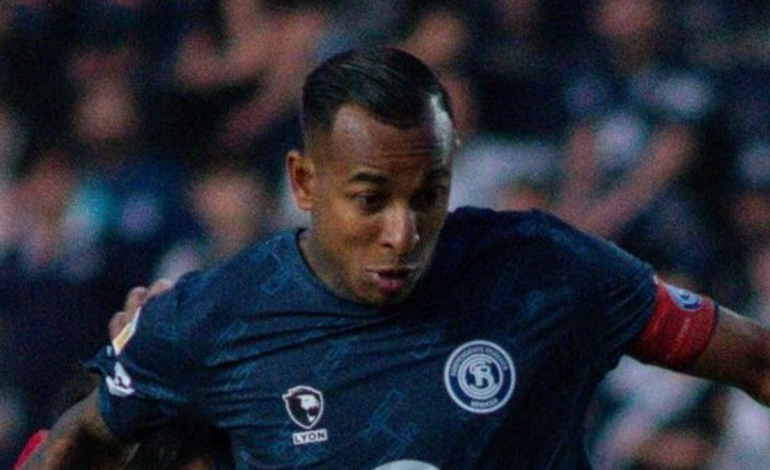 Vecinos de Sebastián Villa en Medellín lo denuncian por agresión verbal y mala convivencia

 – Primer plano