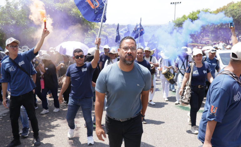 Se busca una solución en la Rada Suprema extraordinaria el próximo lunes

 – Primer plano