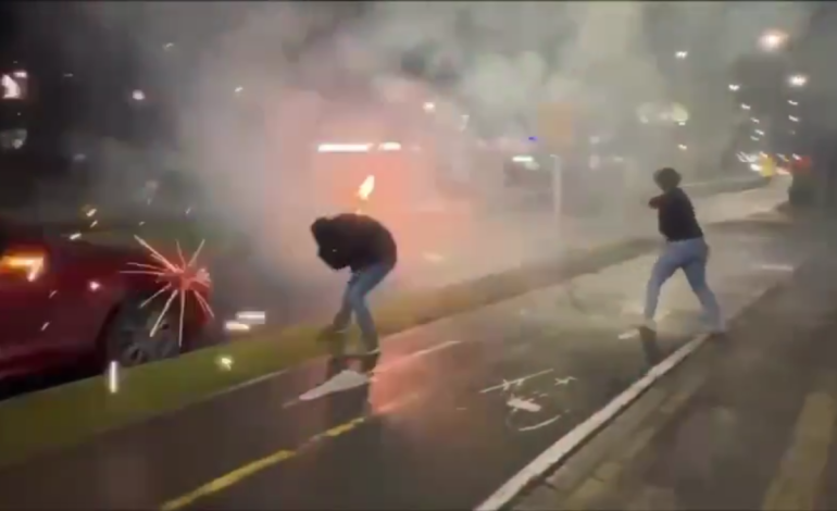 Alarma en Antioquia por el desafío viral de la «guerra contra las bengalas»: se reportó un nuevo caso en el que una persona resultó impactada en Rionegro

 – Primer plano