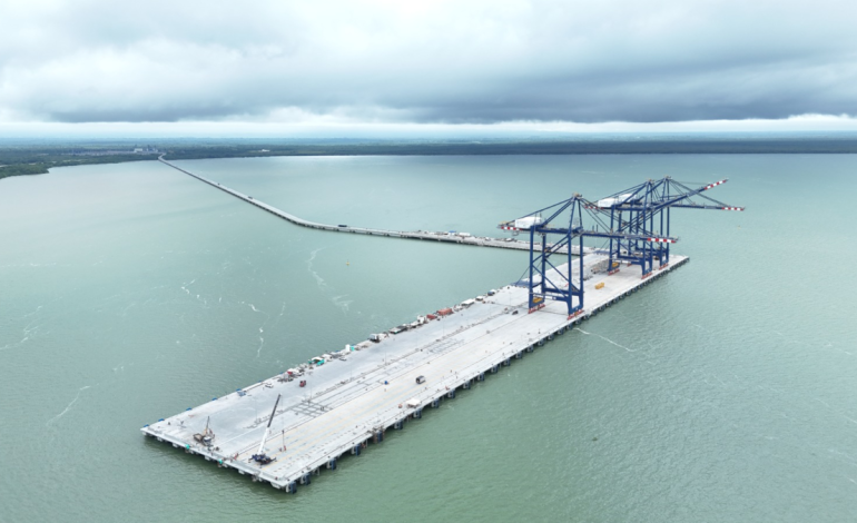 Inician pruebas operativas de un puerto que cambiará la logística en Colombia

 – Primer plano