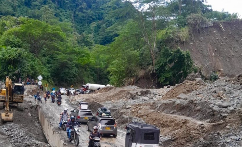 Ceden paso a un carril de la carretera Medellín-Urabá, pero apertura está sujeta a condiciones climáticas

 – Primer plano