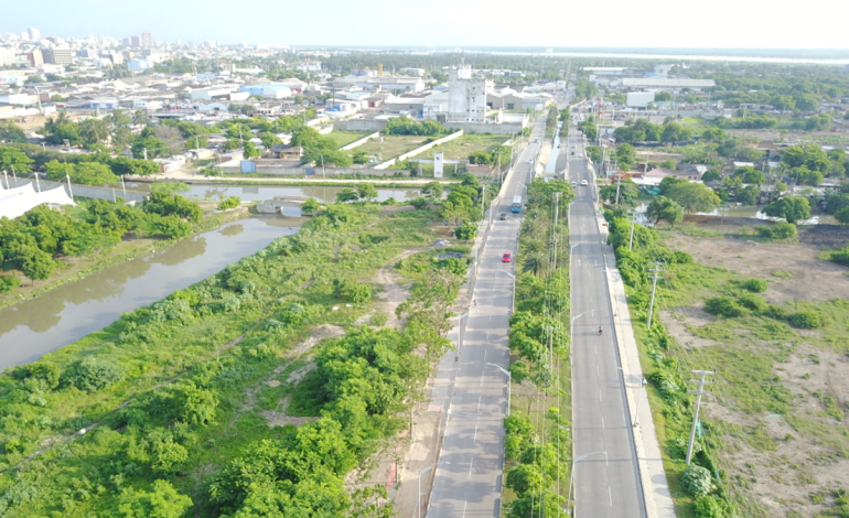 Fiscalía acusa a juez, ex juez y ex abogado de vender ilegalmente propiedades en Cuba y Casablanca en el corredor Barranquilla-Puerto Colombia

 – Primer plano