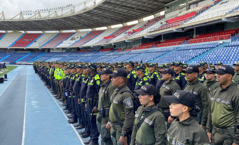 Más de 1.000 trabajadores uniformados subirán al escenario

 – Primer plano