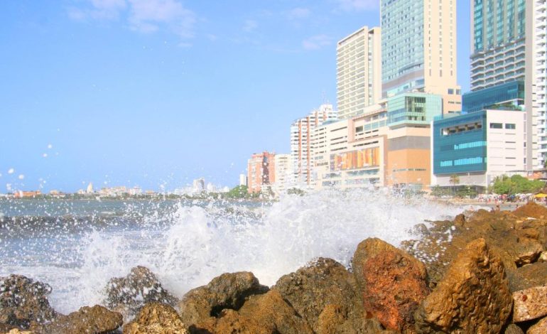 Frentes fríos norteamericanos amenazan con ‘oleaje’ y olas de 4 metros

 – Primer plano