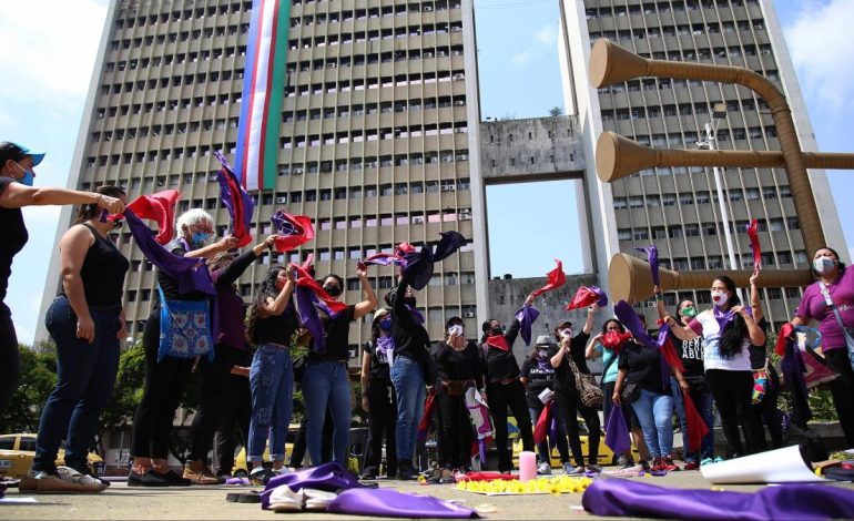 Autoridades capturaron al seudónimo Tata, sospechoso del crimen

 – Primer plano