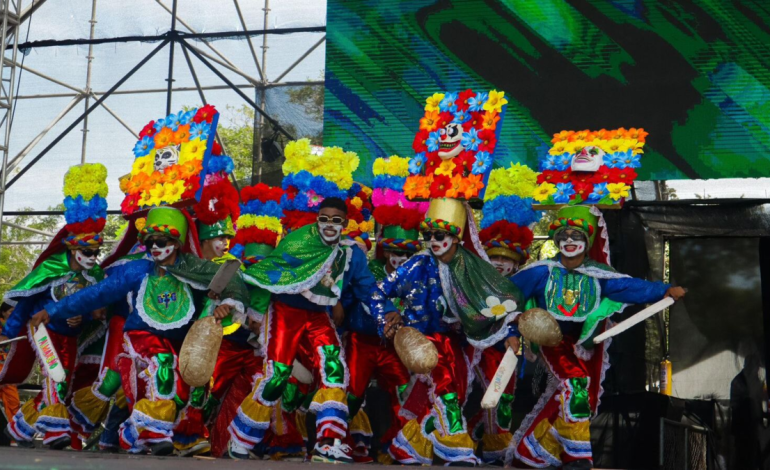 Cerca de 30 agrupaciones folclóricas izarán sus banderas y pondrán rumbo al Carnaval 2026

 – Primer plano
