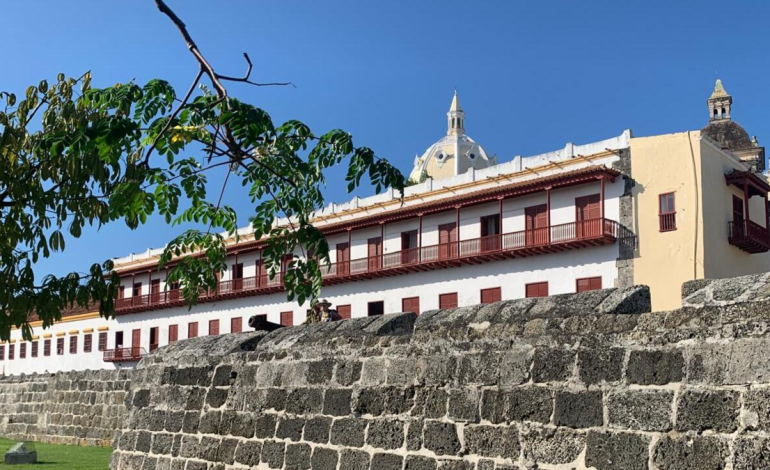 Acuerdo sobre el sello naval distrital y nacional para la creación de un nuevo «corredor histórico»

 – Primer plano