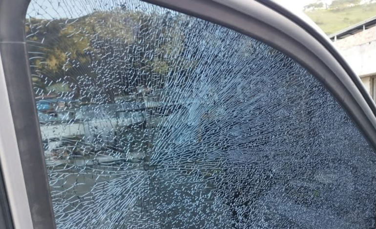 Gobernador Nariño se pronunció tras ataque a uno de los vehículos de su caravana

 – Primer plano