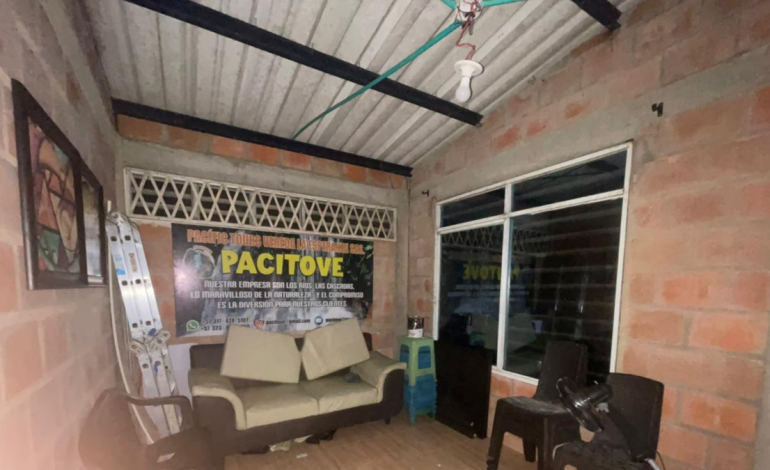 Tenía atención de emergencia y lugares para esconder sus armas.

 – Primer plano