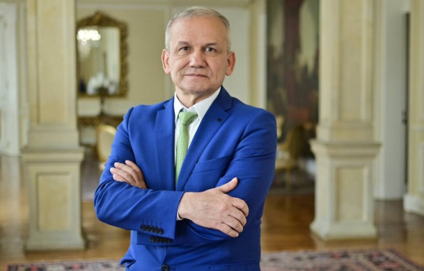 Polémica diplomática: el exdirector prófugo vive protegido en una casa exclusiva en Managua

 – Primer plano