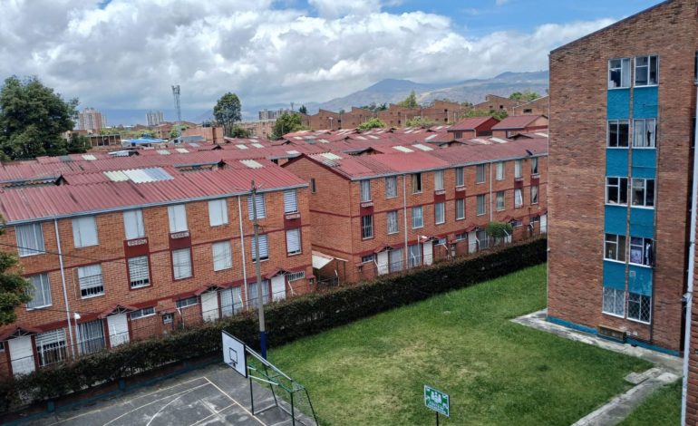 El gobierno quiere desindexar el coste de la vivienda del aumento del salario mínimo

 – Primer plano