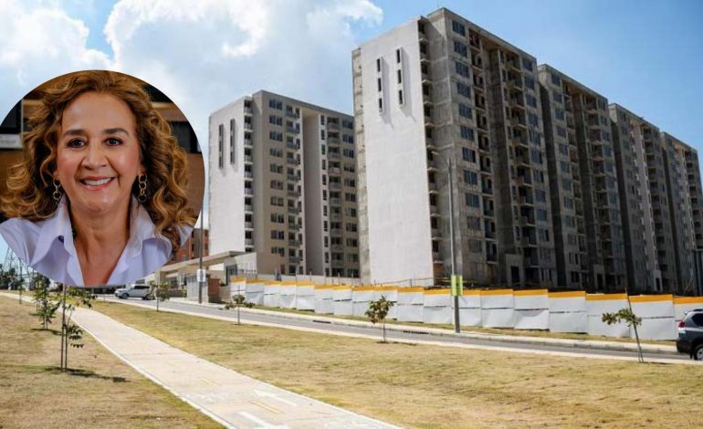 «El anuncio de la desindexación del salario mínimo del precio de la vivienda es un poco populista»: Sandra Forero

 – Primer plano