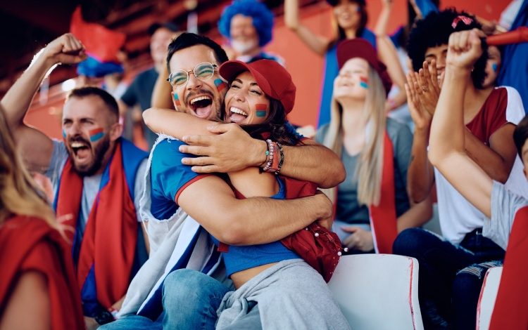 La tecnología nos permite entender a los aficionados, exigen más contenidos exclusivos y prioridad en taquilla

 – Primer plano