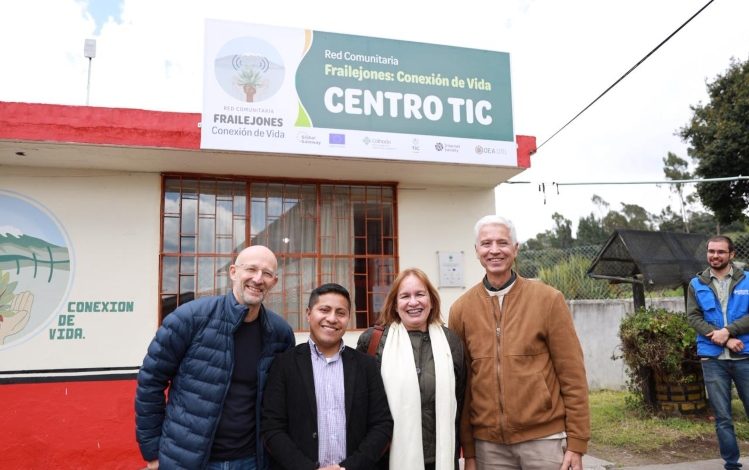 Una nueva red de conectividad con arraigo comunitario acelera la justicia digital en el territorio indígena de Nariño

 – Primer plano