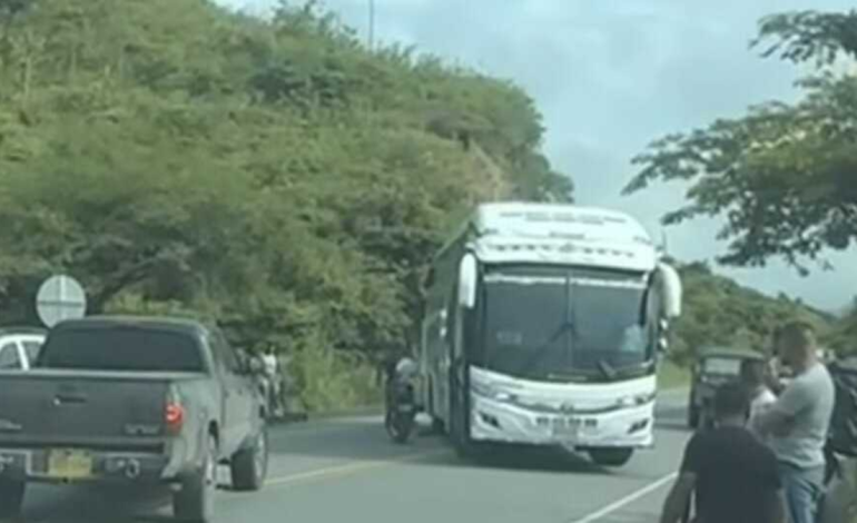 Pelea en la Carretera Panamericana, en el cruce de Popayán y Pasto, luego del robo de una camioneta; Persiste la preocupación por la seguridad vial

 – Primer plano